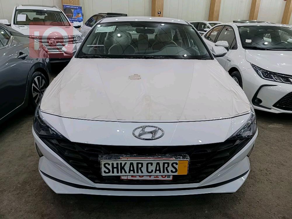 هیوندای ئەلەنترا